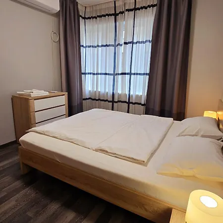 Apartment Choice *